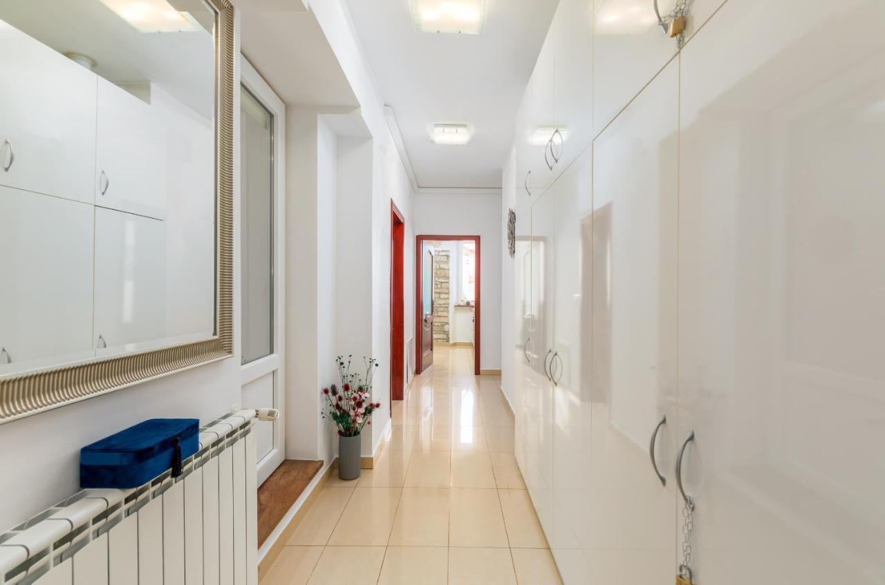 Apartment Augusto - Sea View Pula Exterior foto