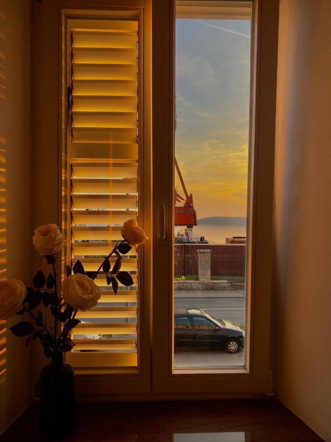 Apartment Augusto - Sea View Pula Exterior foto